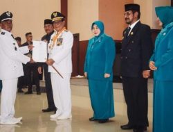 Paman Birin Kukuhkan Masa Jabatan 214 Kepala Desa di Kabupaten Hulu Sungai Utara