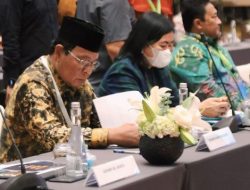 Paman Birin Rapat Kerja Nasional Kebijakan Satu Peta Bersama Airlangga Hartanto