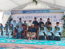 Tujuh Khotimin dan Khotimat Khusyuk Ikuti Haflatul Hidzaq ke II Pondok Tahfidh Yanbu’ul Qur’an 4 Kabupaten Tapin