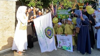 Pawai Muharam dan Sehat Bersama Lisa Halaby di Kelurahan  Loktabat Utara