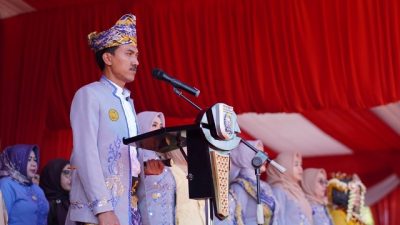 Bupati Saidi Mansyur Pembina Upacara Hari Jadi ke 74 Kabupaten Banjar di Martapura
