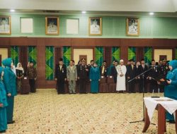 Pelantikan Pj Ketua TP PKK Batola dan HSS, Acil Odah: Tingkatkan Peran Wujudkan Kesejahteraan Keluarga