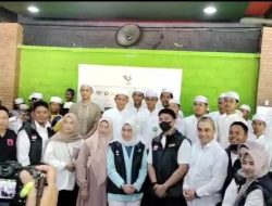 Lisa Halaby Dampingi Kaesang Pangarep Silaturahmi 250 Anak Yatim