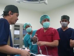 Dokter dan Perawat RSD Idaman Dilatih Keterampilan Klinik Laparoskopi Oklusi Tuba