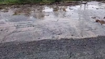 PT Air Minum Intan Banjar Perbaiki Kebocoran Pipa JDU HDPE di Jalan Gubernur Syarkawi