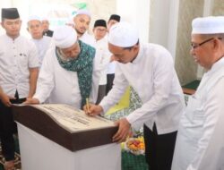 Bupati Banjar Meresmikan Masjid Baiturrahman di Komplek Sekumpul Indah Martapura