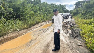 Wabup Kotabaru: Kerusakan Jalan di Kecamatan Sampanahan Akan Segera Ditindaklanjuti