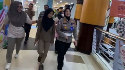Kasat Lantas Polres Banjar Boyong Fitri ke Duta Mall