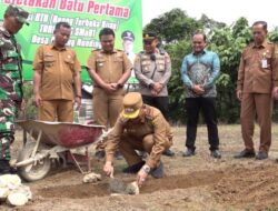 Bupati Tabalong Meletakkan Batu Pertama Pembangunan RTH Smart