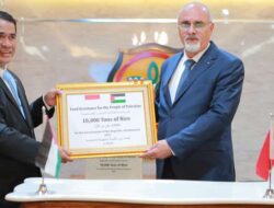 Indonesia Berikan Bantuan 10.000 Ton Beras untuk Palestina, Mentan Amran: Ini Bentuk Solidaritas Nyata