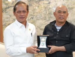 Ciptakan Lingkungan Bersih, Bupati Kotabaru Audiensi Menteri Lingkungan Hidup RI