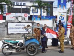 DKISP Kabupaten Banjar Bagikan Gratis Bendera Merah Putih