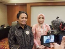 IKA UNAIR Kalsel Silaturahmi Kofifah dan Hasnuryadi Sulaiman