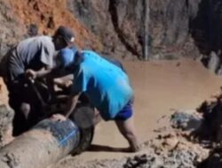 Perbaikan Kebocoran Pipa di Depan SDN Mentaos, Estimasi Durasi 10 Jam