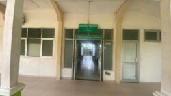 Seorang Remaja Ditemukan Tergeletak Bersimbah Darah di Gang Jambu Desa Indrasari