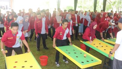 Tingkatkan Kebersamaan Keluarga Besar, SMK PP Negeri Banjarbaru Refresh Pegawai Melalui Outbound di 2025